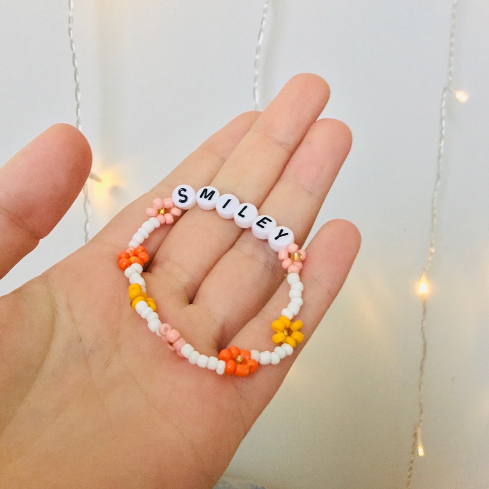 handmade smiley seed bead bracelet
